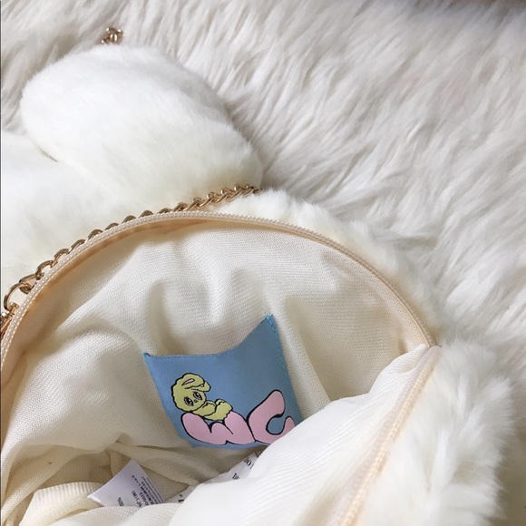 Esther Kim x WC cross-body plush bag - Picture 3 of 3